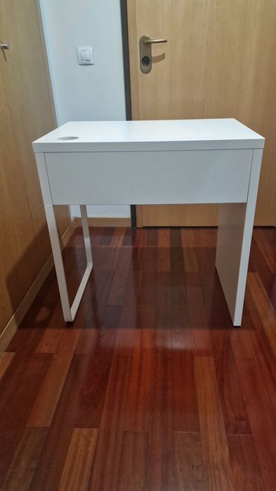 Secretária Ikea branca