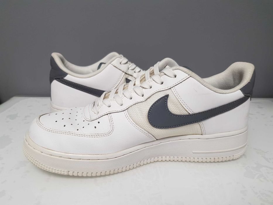 Nike Air Force 1 '07 LV8 White чоловічі кросівки р. 42,5
