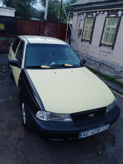 Нексия 2006г. 1.5 8кл. газ 2 1000$ без торгов.
