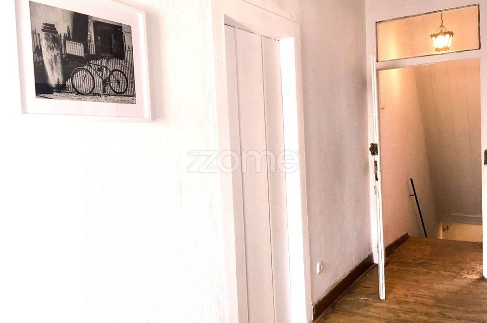 Duplex T1 Remodelado no Coração da Baixa de Setúbal | 90 m²