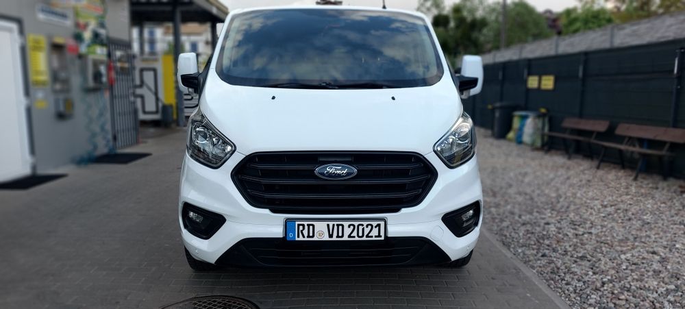 Piękny FORD TRANSIT CUSTOM L2H1 * Ledy Klima Czujniki Niski Przebieg