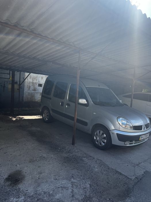 Сдам место на стоянке Королева 112/1