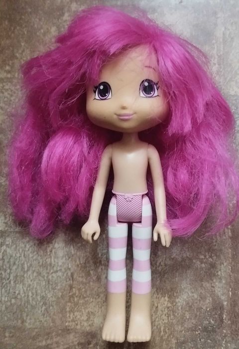 Куколка Малинка из серии Strawberry Shortcake