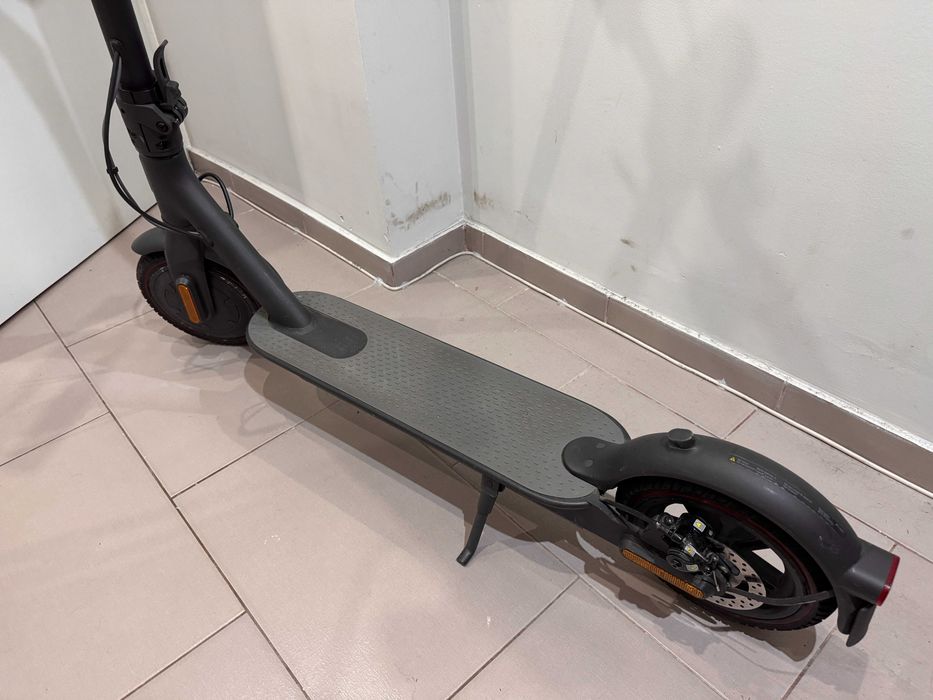 Hulajnoga xiaomi scooter essential