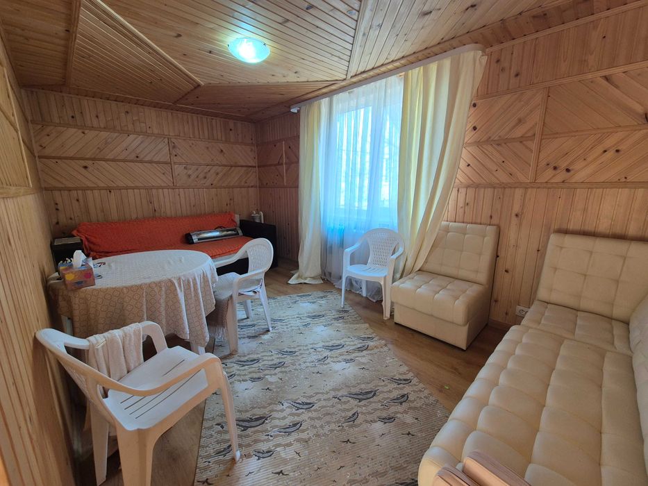 Продається садиба в мальовничому куточку Карпат с.Долішній Шепіт