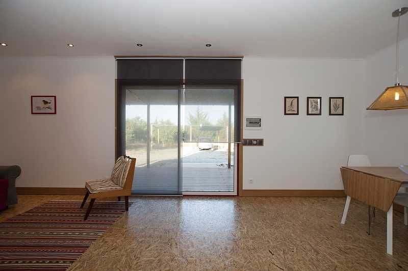 casa modular e amovível - 45m2 + deck exterior + arrumos + fossa.