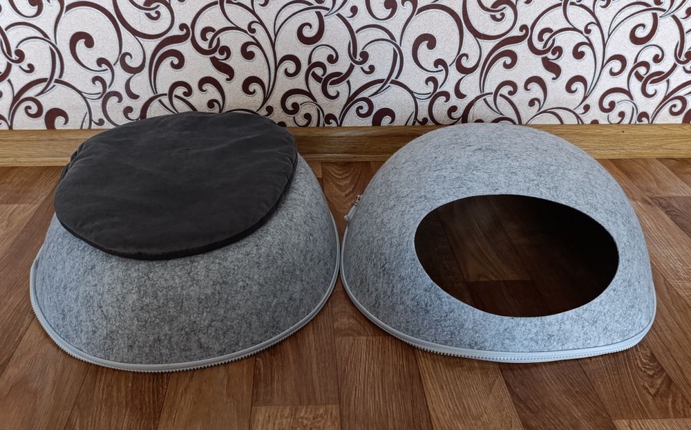 Будиночок лежанка для котів та собак