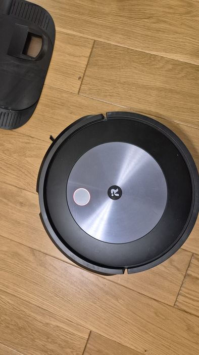 iRobot Roomba J7+