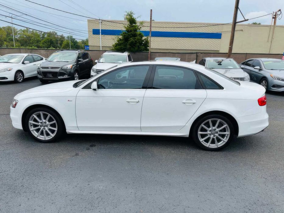 Audi A4      2015