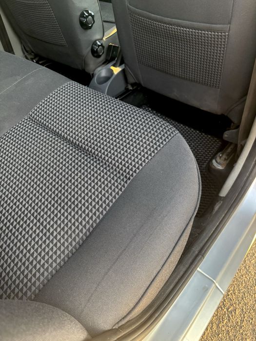 Продам Dacia Logan 2008 1.6