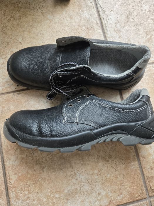 Buty robocze z metalowym noskiem rozmiar 45 PPO