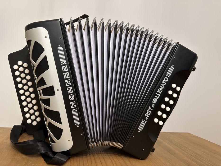 Concertina Hohner Rey Vallenato - 3 Voz