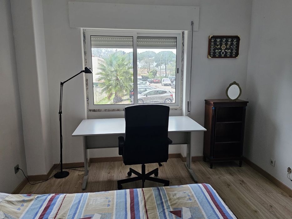 Quarto na Costa da Caparica