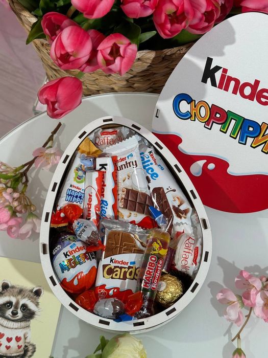 Ідеальний подарунок до 8 березня. Солодкий бокс з Kinder та Raffaello