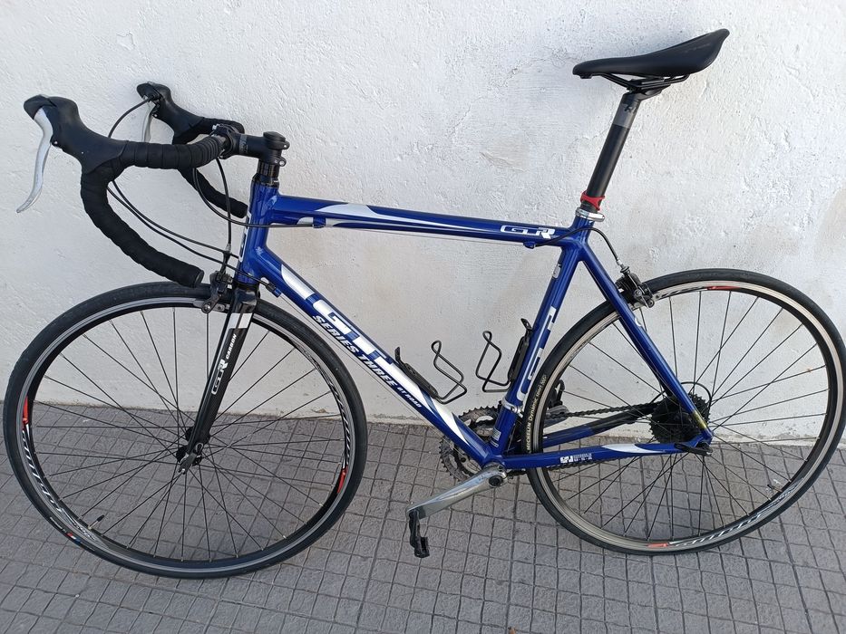 Bicicleta de estrada GT  L