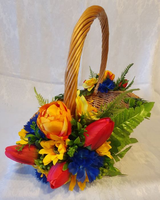 Kielce Duży koszyk, koszyczek wielkanocny z przybraniem
