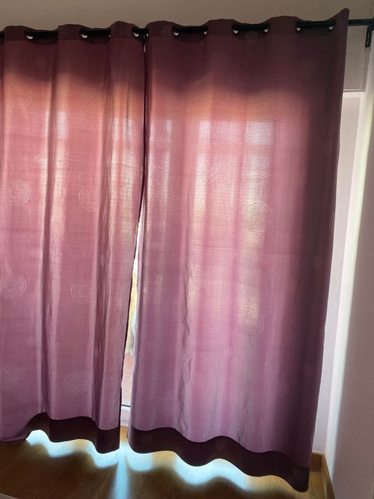 Cortinados lilás