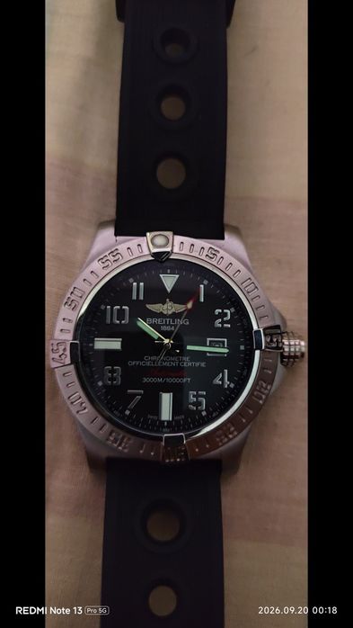 Breitling avanger A17331