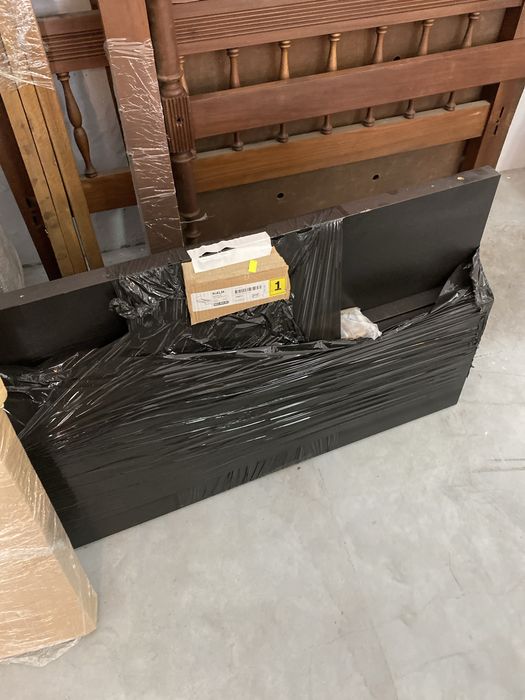 Cama IKEA Malm solteiro