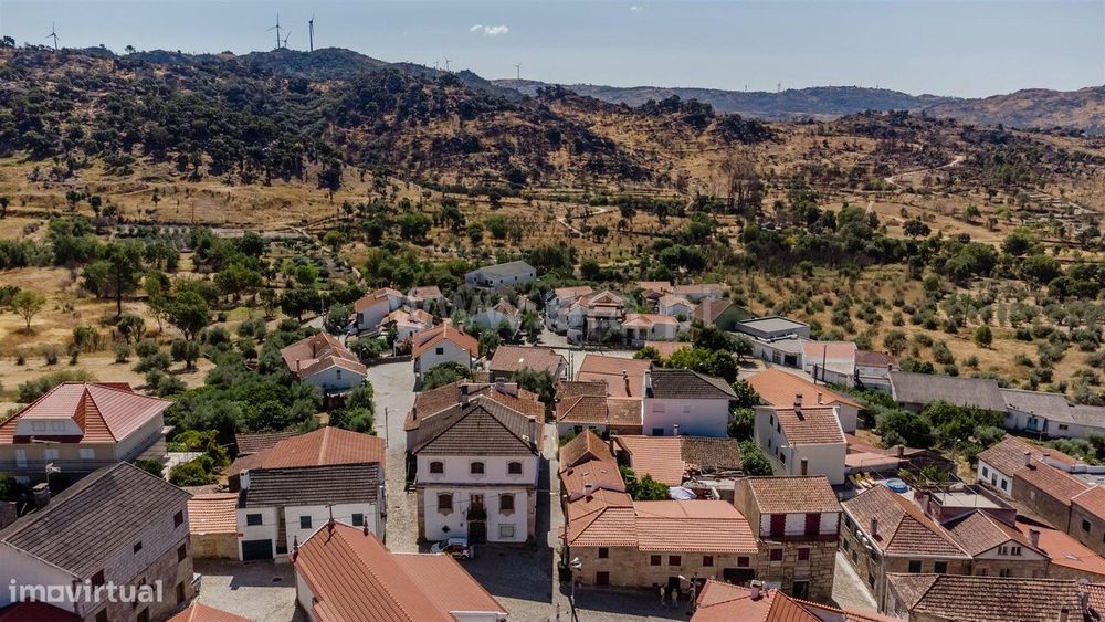 Moradia Geminada T1 / Sabugal, Bendada