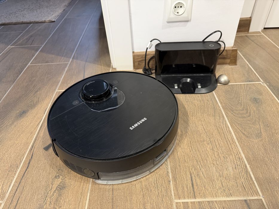 Робот-пилосос •	Samsung VR3MB77312K