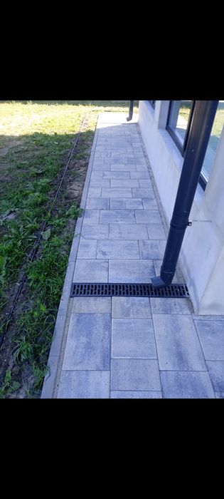 Послуга по Укладанню Тротуарної плитки в Кам'янскому