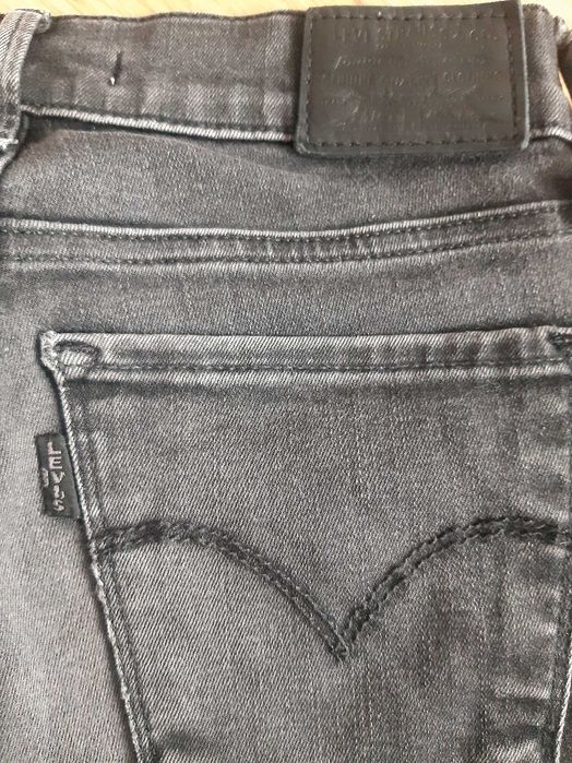 Spodnie LEVIS roz.24