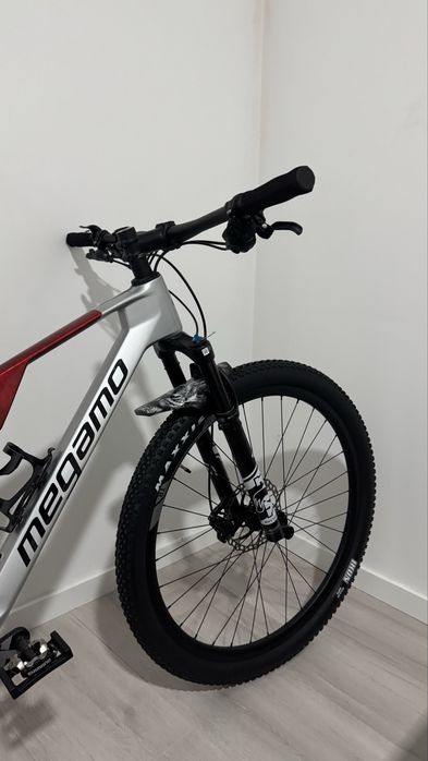 Megamo Track 2026 tam. L