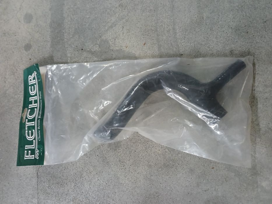 Mini Clássico - Tubo do Radiador Fletcher em Silicone (FM-GRH240-BK)