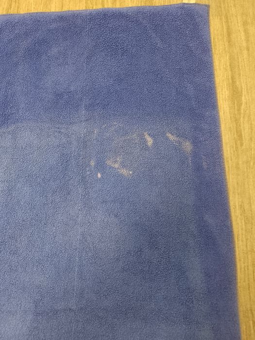 Sprzedam dwa ręczniki za 10 zł.