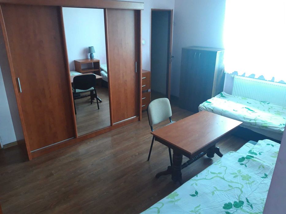 Kwatery  Pracownicze - Pokoje Gościnne