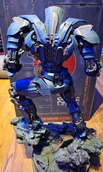 Sideshow Pacific Rim Gipsy Danger 1/4 scale statue