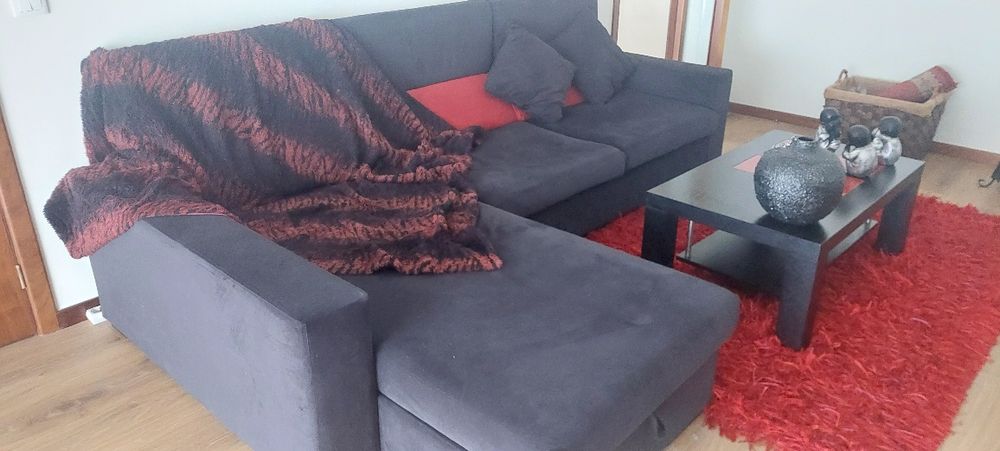 Sofá com chaise long