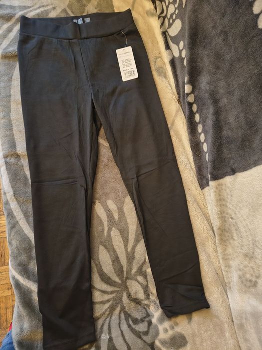 Czarne legginsy nowe