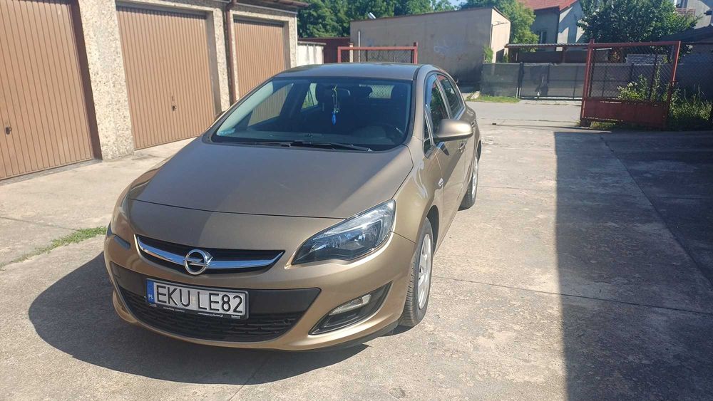 Sprzedam Opel Astra J Salon Polska
