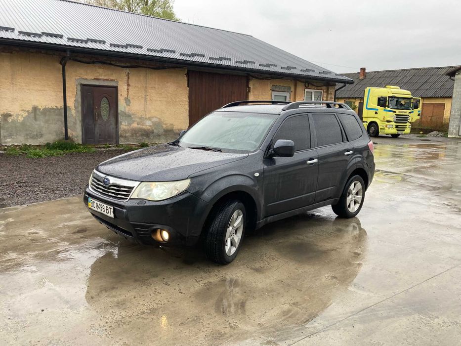 Гарне авто Повний привід