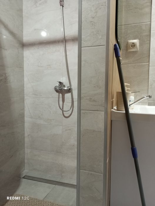 "Біля річки" Кваси