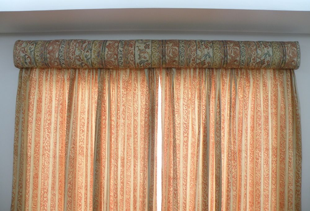 CONJUNTO: Sofás + Cortinado + Sanefa
