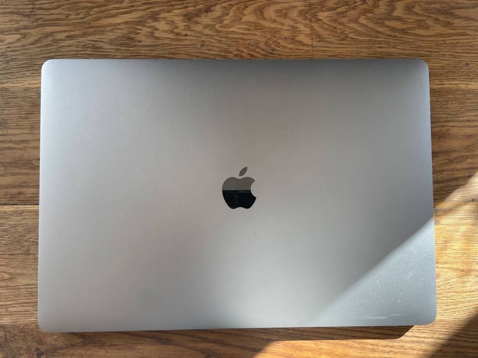 Macbook pro 2019 на айклауді