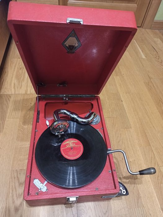 Патефон СРСР, в хорошому стані
