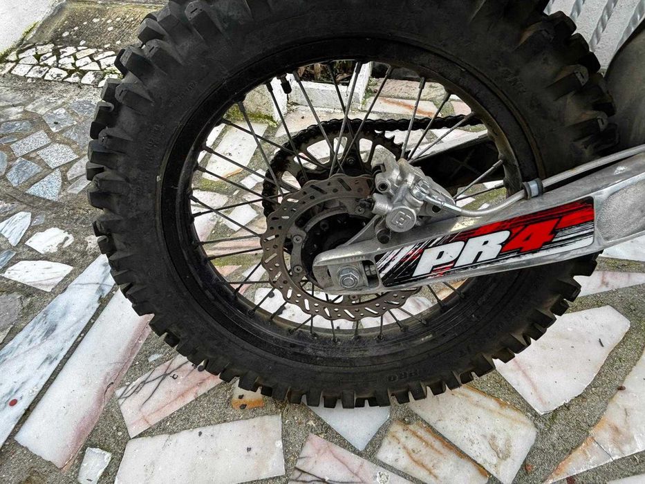 Ajp 125 pr4 (carta b)