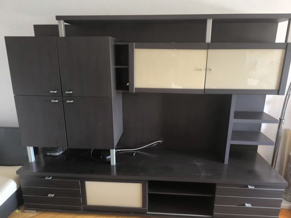 Móvel de sala em bom estado