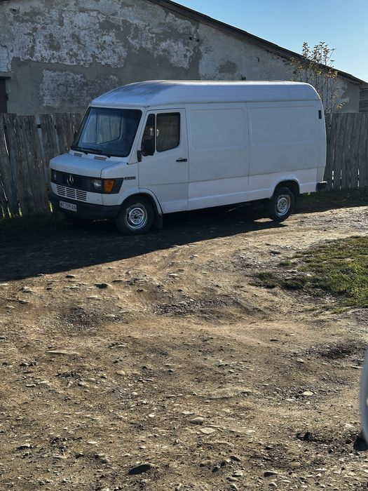 Мерседес 208 грузовик