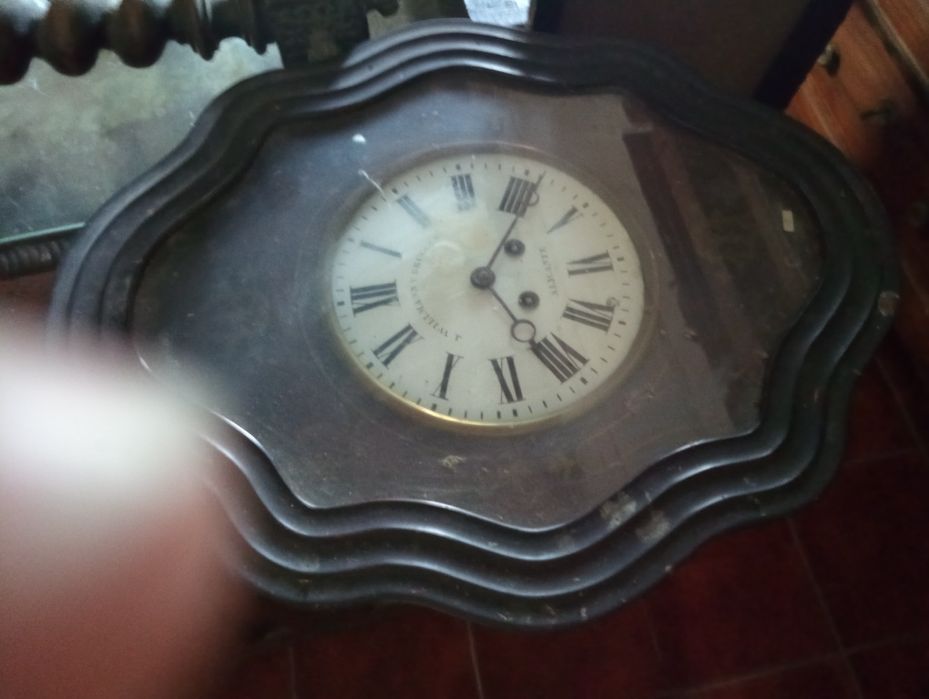 Recheio de loja de antiguidades