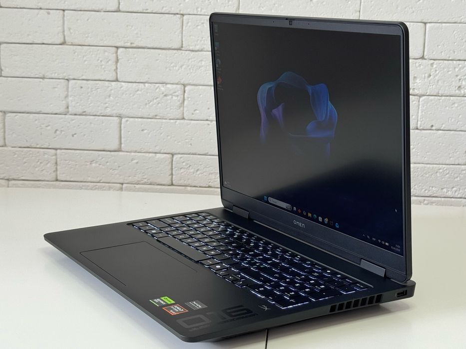 Новий HP Omen 16/144Hz/Ryzen 9-8940HX/24 GB DDR5/1 TB SSD/RTX 5060