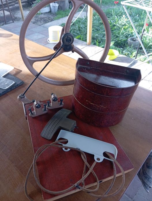 Продам механізм до швейной машинки ножной