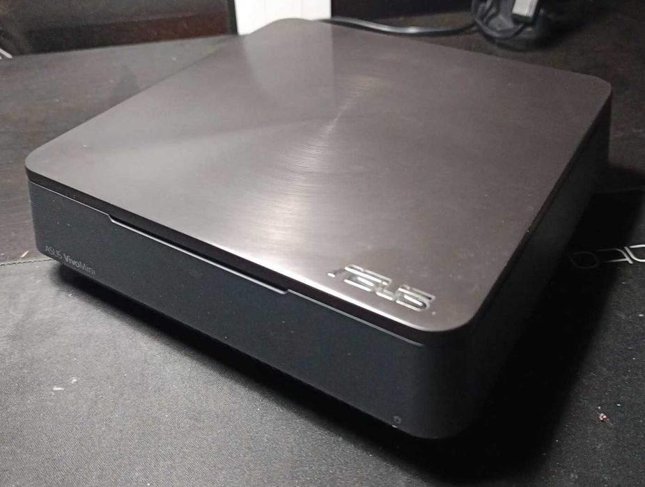 Torre PC Desktop Asus VM65N i5