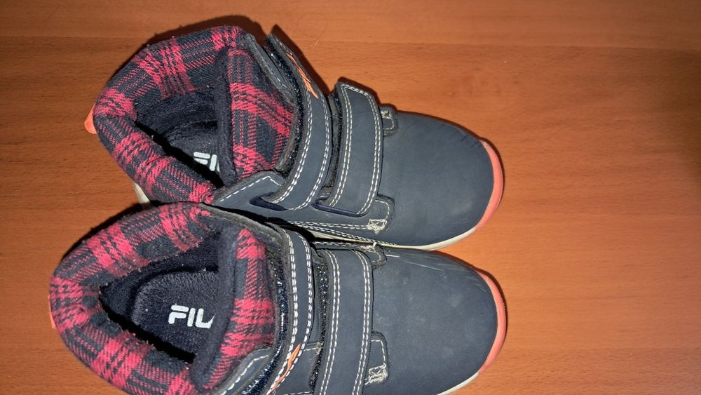 Buciki jesienno zimowe Fila r.26