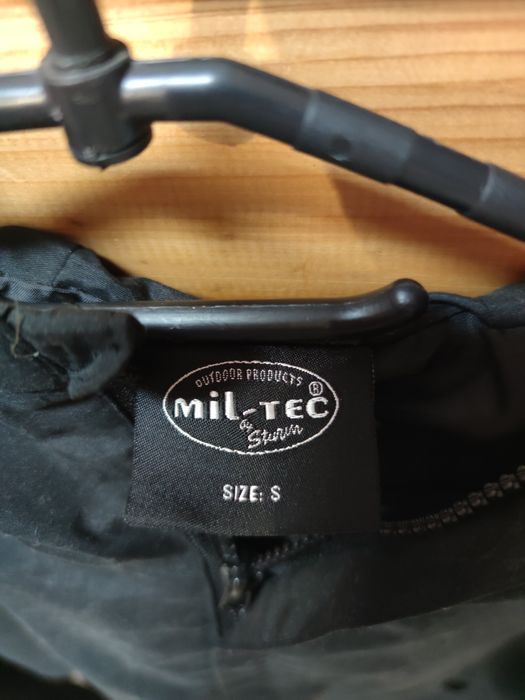 Kurtka typu anorak/kangurka Mil-Tec czarna rozm. S