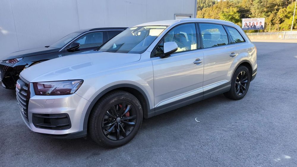 Audi Q7 3.0 TDI quattro S-line Tiptronic 7L